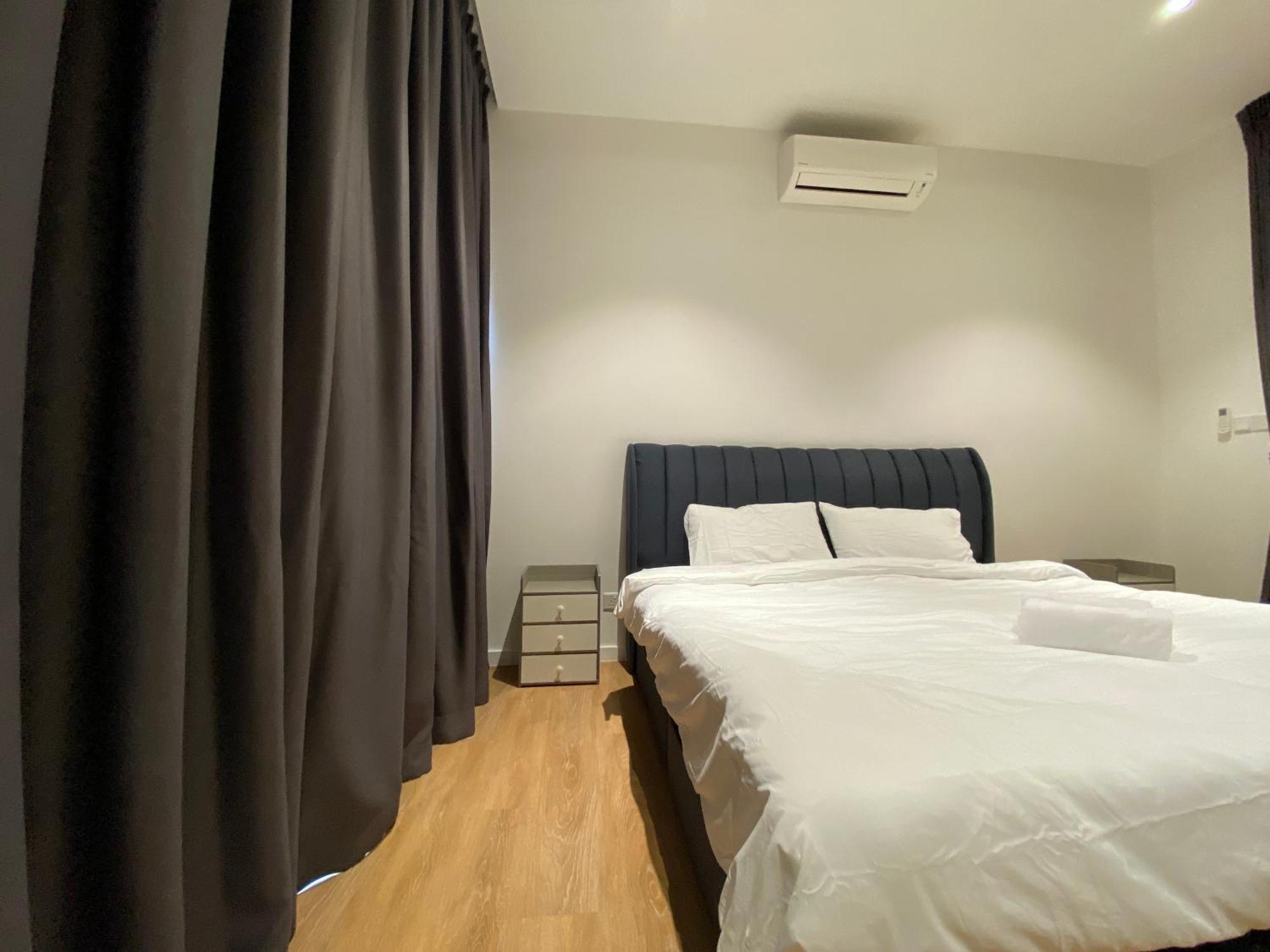 Apartment Doorstep To Monorail Couple Kuala Lumpur